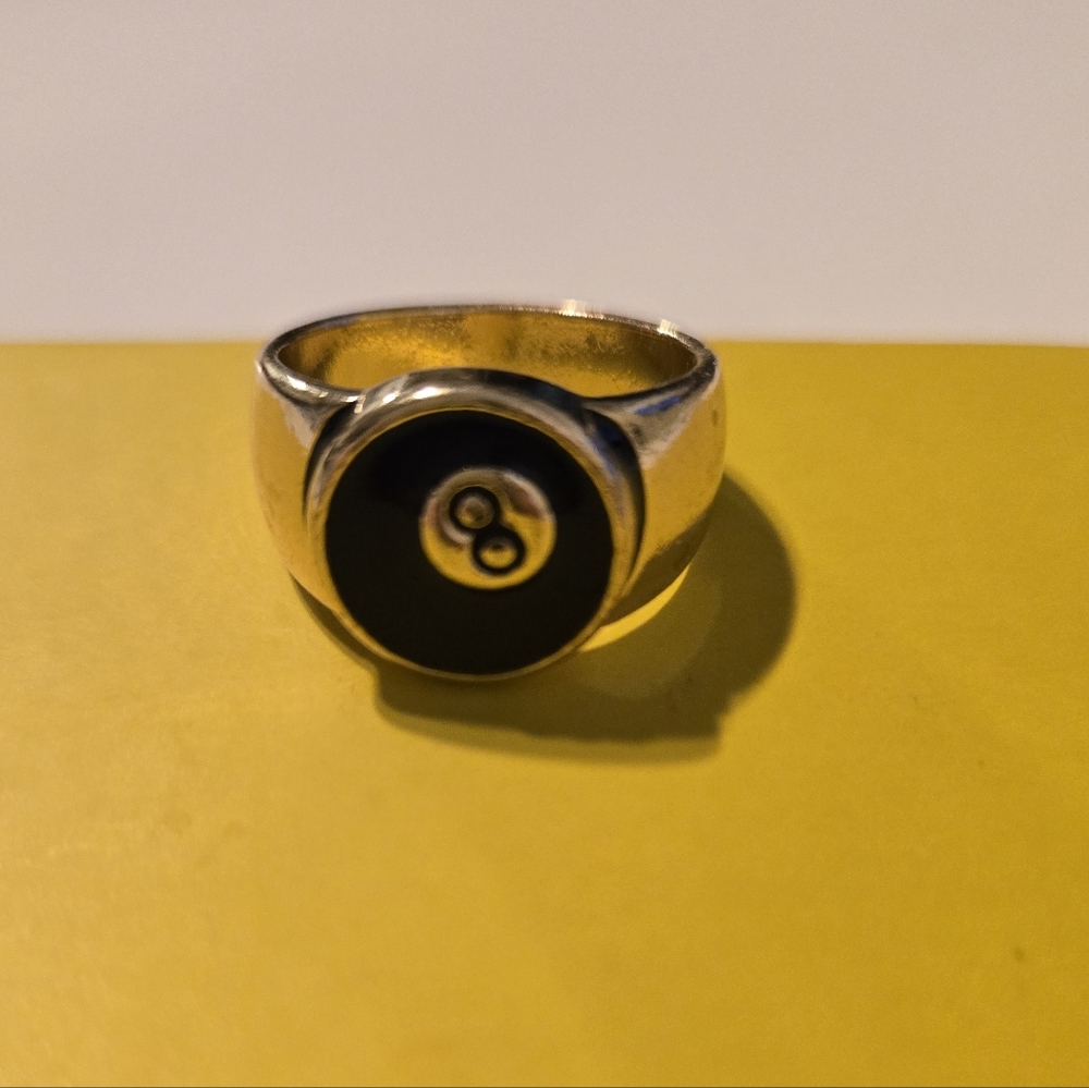 GOLD AND BLACK EIGHT BALL RING